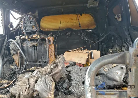 2018 Toyota Rav4 Le from USA, damaged, VIN JTMBFREV3JJ245404